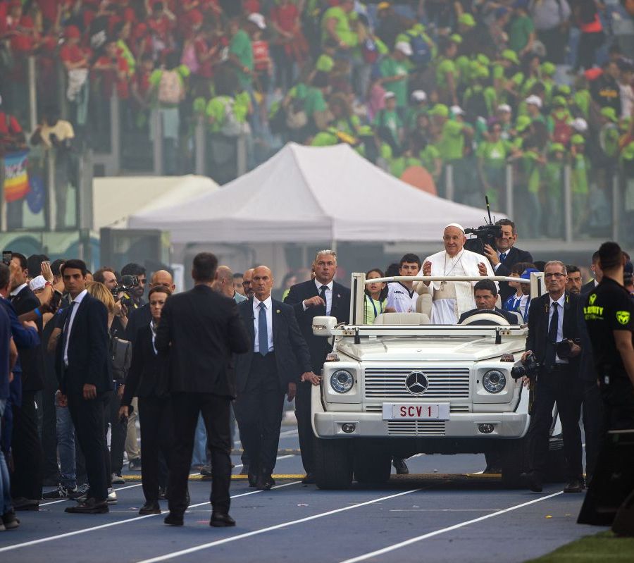 Lo sport si ferma per onorare la memoria di Papa Francesco