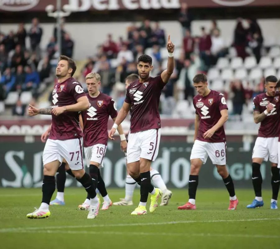 Torino batte Udinese 2-0, in gol Adams e Dembele
