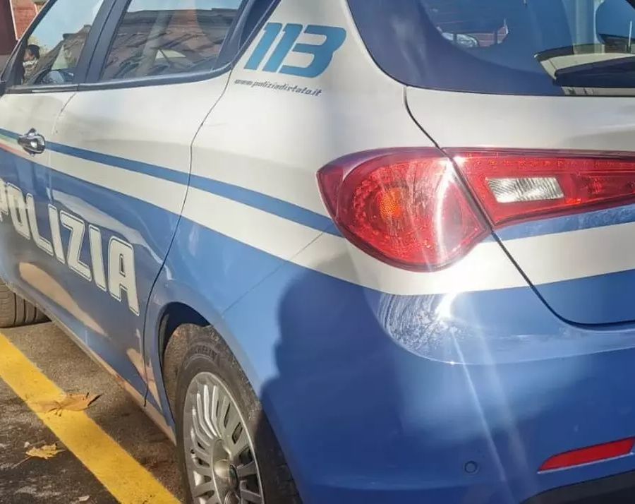 Rapine e violenza sessuale su 2 escort a Milano, arrestato 29enne