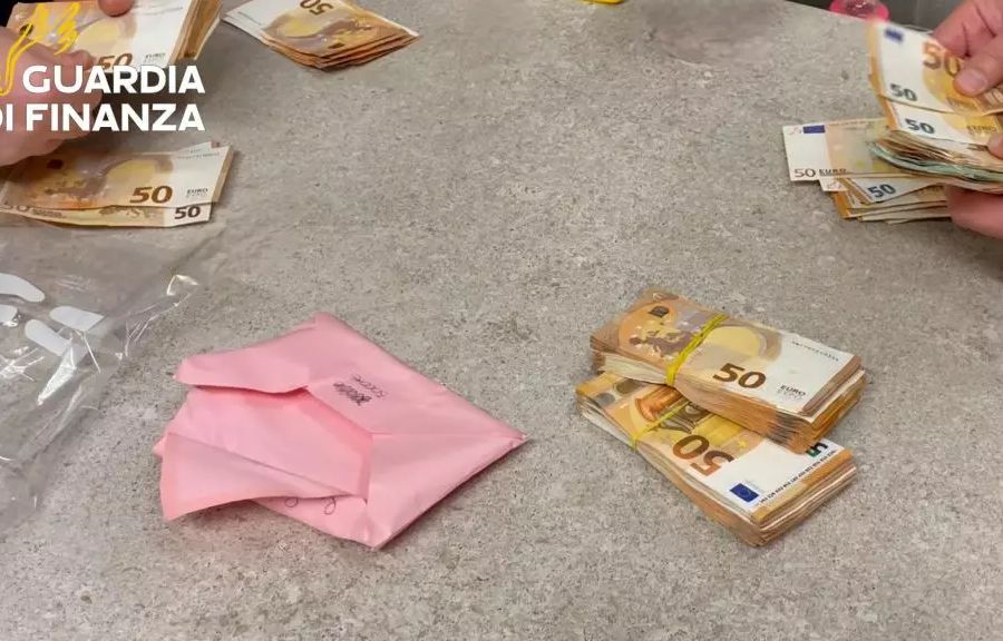Mafia, sequestrati beni per 1,3 milioni ad esponenti clan di Adrano