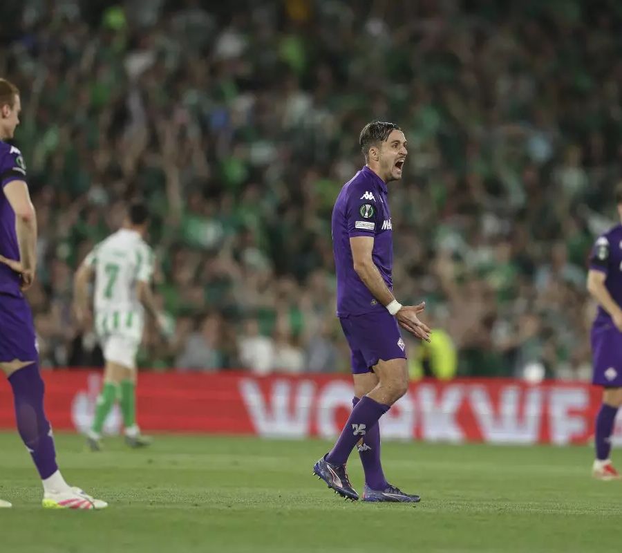 Andata semifinale Conference, Fiorentina battuta 2-1 dal Betis