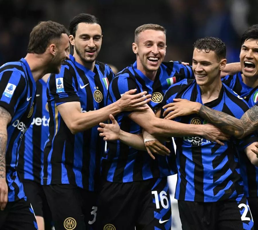 L’Inter risponde al Napoli, batte il Verona e torna a -3