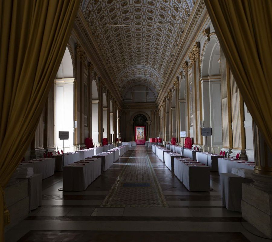 Sui media italiani Parolin, Zuppi e Tagle protagonisti del Conclave
