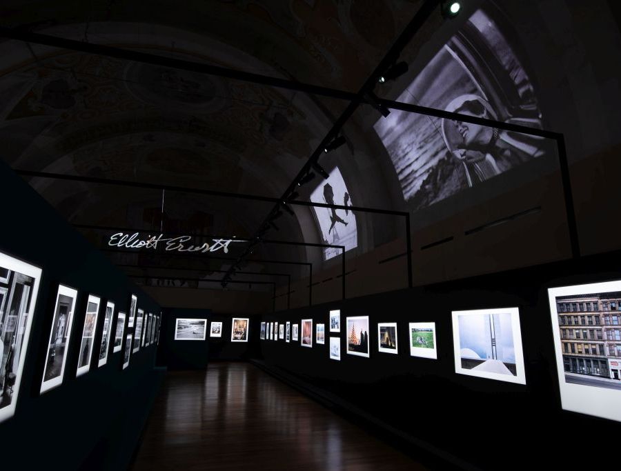 Mostre, al Palazzo Reale di Palermo gli scatti di Elliott Erwitt