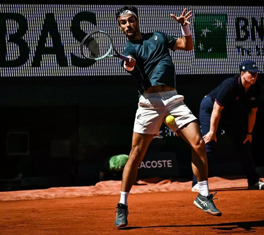 Musetti batte Navone e vola agli ottavi al Roland Garros