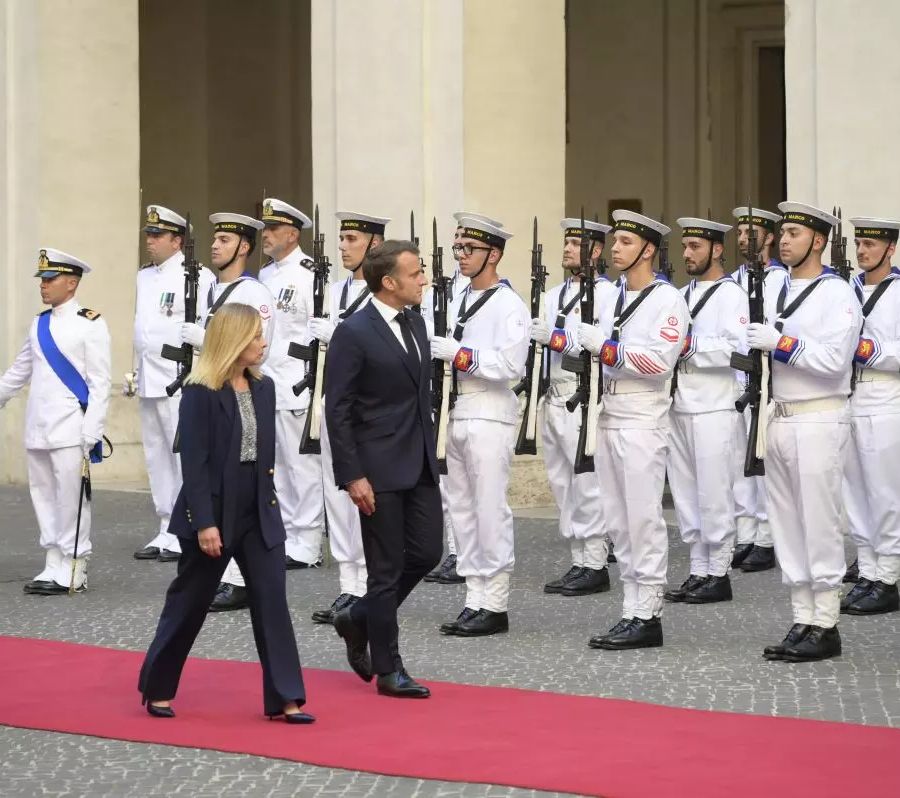 Meloni “Con la Francia lavoriamo per un’Europa più sovrana e prospera”