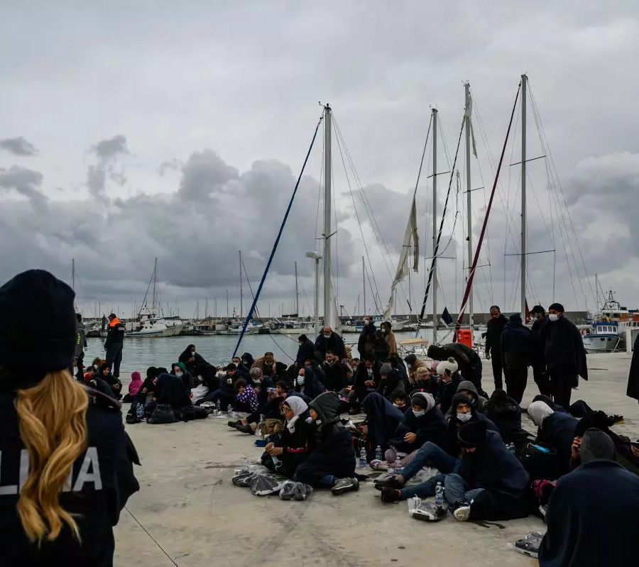 Migranti, fermati 6 presunti scafisti in Calabria
