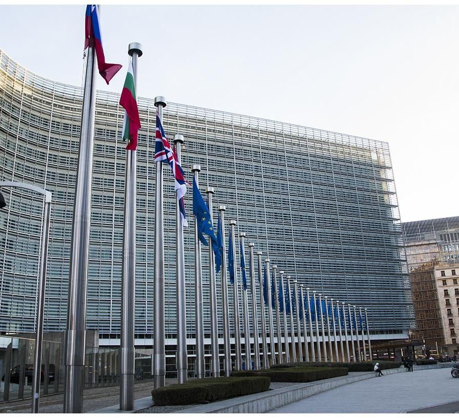 UE, previsioni economiche d'autunno 2024: ripresa graduale in un contesto avverso