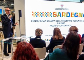 Sardegna da record. Superati i 20 milioni di presenze nel 2025. L'assessore Cuccureddu: «Frutto di una strategia che unisce identità, sostenibilità e innovazione»