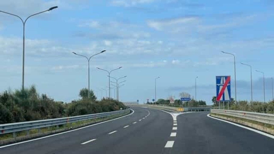 Sardegna, riprogrammati 94 milioni per strade, centri urbani e drenaggi