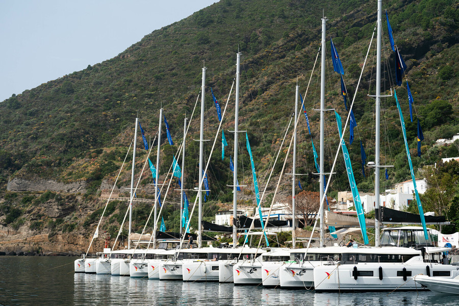 Spartivento Group punta sulla Sicilia: a Düsseldorf svela una nuova base per catamarani e un luxury powercat in charter