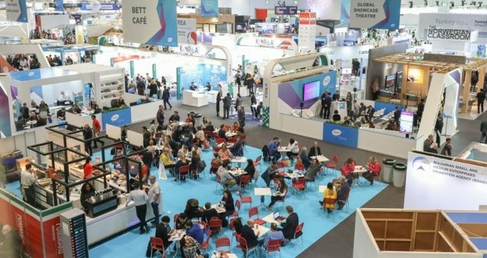 Tecnologia e Didattica - la Lombardia va a scuola dal mondo al BETT di Londra Tecnologia e Didattica - la Lombardia va a scuola dal mondo al BETT di Londra