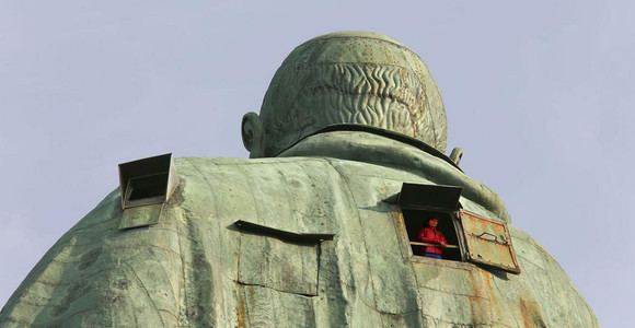 Il San Carlone riapre al pubblico: due visite guidate per il debutto della stagione 2026  Domenica 1° marzo tornano accessibili i 35 metri del colosso di Arona.