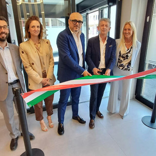 Bcc di Busto Garolfo e Buguggiate, inaugurata la nuova filiale di Parabiago. Il presidente Scazzosi: «Investiamo dove altri chiudono»