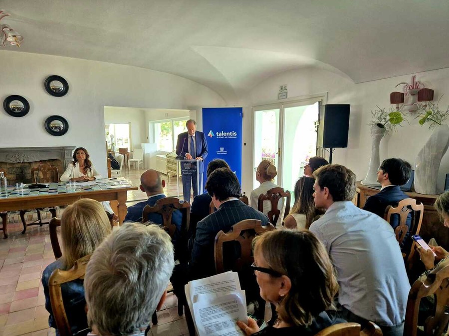 Basilicata, il futuro si gioca sull’innovazione: Bardi lancia un piano da 32 milioni per startup e imprese Basilicata, il futuro si gioca sull’innovazione: Bardi lancia un piano da 32 milioni per startup e imprese