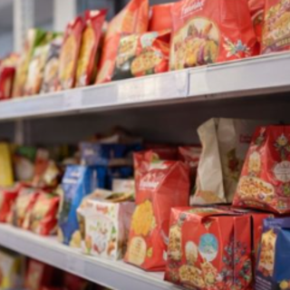 Sprechi natalizi, l’invenduto pesa sulla filiera: quando le eccedenze diventano valore