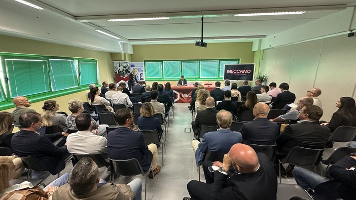 Startup e innovazione, a Fabriano nasce "Fil Rouge": il nuovo hub di Meccano per le aree interne Startup e innovazione, a Fabriano nasce "Fil Rouge": il nuovo hub di Meccano per le aree interne
