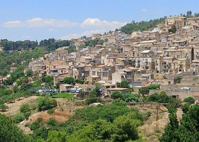 Dissesto idrogeologico, la Regione stanzia 2,2 milioni per mettere in sicurezza il quartiere Santo Stefano di Caltagirone Dissesto idrogeologico, la Regione stanzia 2,2 milioni per mettere in sicurezza il quartiere Santo Stefano di Caltagirone