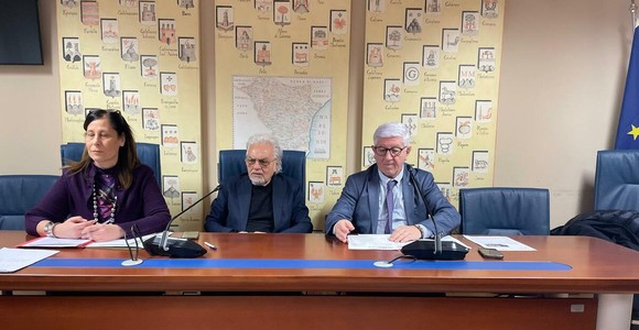 Vertenza Smart Paper, Cupparo in Terza Commissione: "Salvaguardati tutti i posti di lavoro, ora serenità in vista delle assunzioni" Vertenza Smart Paper, Cupparo in Terza Commissione: "Salvaguardati tutti i posti di lavoro, ora serenità in vista delle assunzioni"