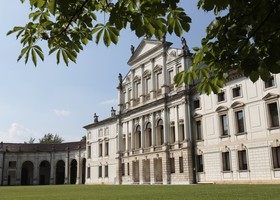 Governance italiana, il ritratto di un Paese a due velocità: donne e giovani esclusi dai vertici, il Sud sorprende Governance italiana, il ritratto di un Paese a due velocità: donne e giovani esclusi dai vertici, il Sud sorprende