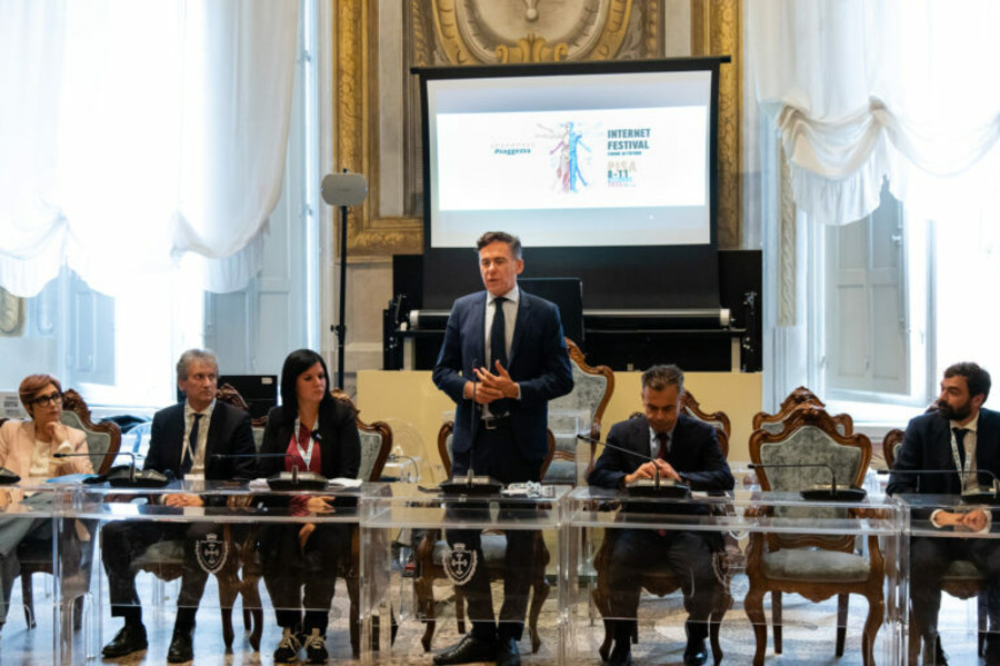 Internet Festival 2026, l’intelligenza artificiale riapre il dibattito su lavoro, diritti e responsabilità Internet Festival 2026, l’intelligenza artificiale riapre il dibattito su lavoro, diritti e responsabilità