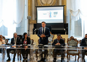 Internet Festival 2026, l’intelligenza artificiale riapre il dibattito su lavoro, diritti e responsabilità