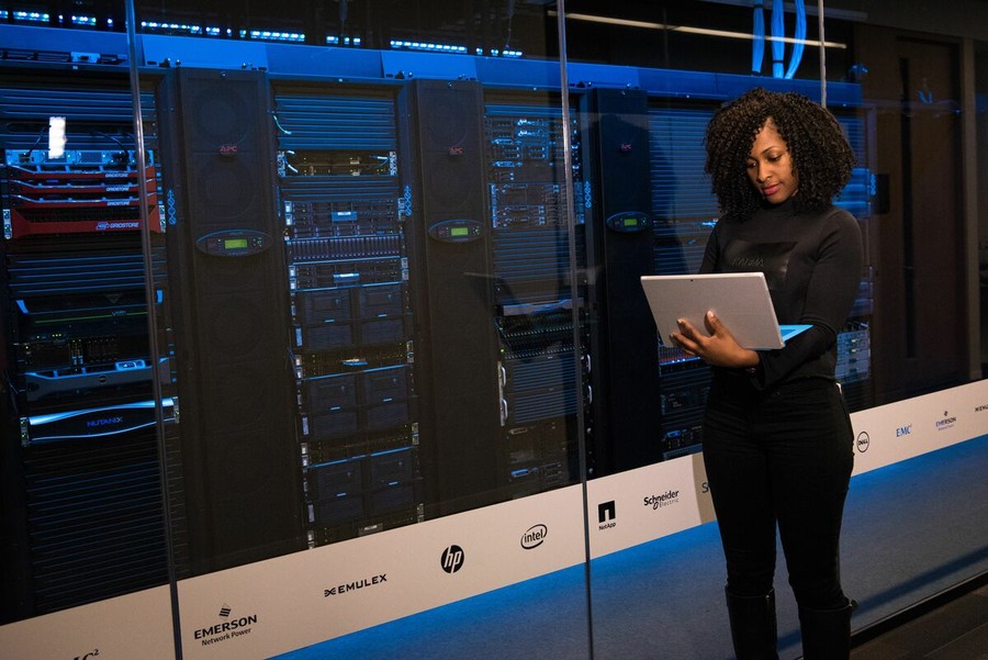Governare la complessità digitale: l'ingegneria al centro