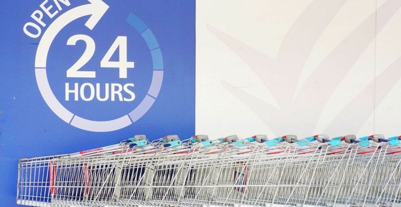 Confcommercio - Sangalli su spese obbligate: "Ridurre peso di tasse e costi fissi per rilanciare i consumi"