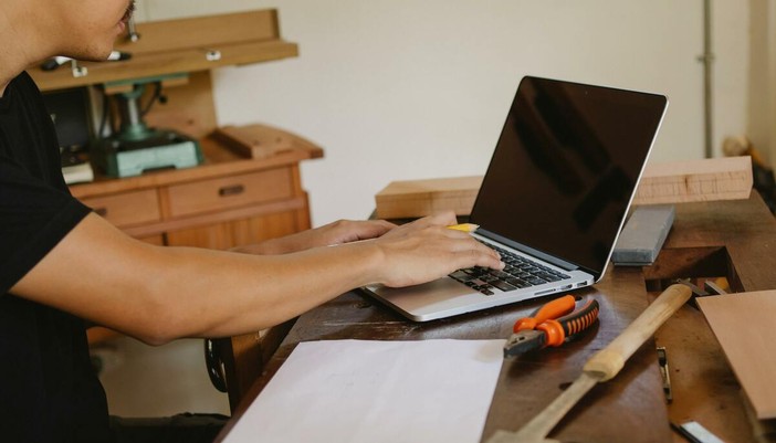 Tecnologia ed artigianalità: la nuova sfida Tecnologia ed artigianalità: la nuova sfida