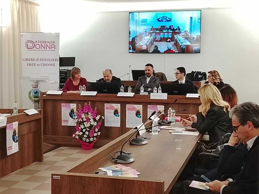 Violenza sulle donne, a Pietragalla nasce "ALBa". Uno sportello itinerante per portare aiuto nei comuni dell'Alto Basento