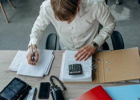 Imu, Tari e multe: la rottamazione divide l’Italia. Cosa cambia per partite Iva e PMI Imu, Tari e multe: la rottamazione divide l’Italia. Cosa cambia per partite Iva e PMI