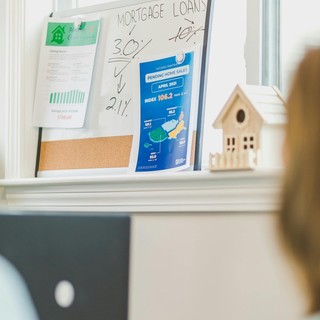Mutui in lieve rialzo, crescono prestiti e depositi