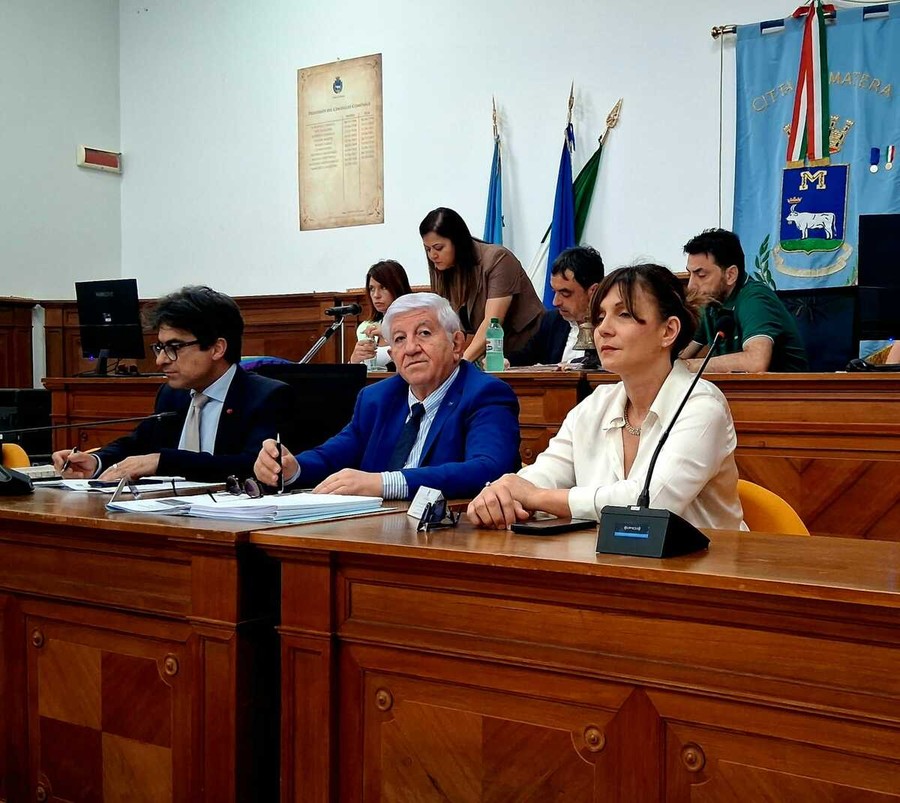 Vertenza CallMat, la Regione Basilicata alza la voce: «Al tavolo nazionale chiederemo impegni concreti» Vertenza CallMat, la Regione Basilicata alza la voce: «Al tavolo nazionale chiederemo impegni concreti»