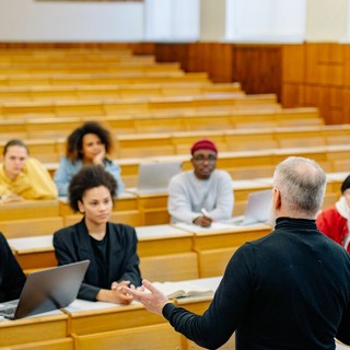 Regione Veneto - Università e imprese, la Regione porta nelle aziende i brevetti degli Atenei. Presidente Stefani: “Le idee dei nostri giovani devono diventare innovazione e lavoro”