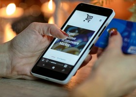 Emotional commerce, il nuovo volto dell’e-commerce