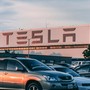 Tesla rallenta in Europa, Italia unica eccezione