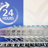 Confcommercio - Sangalli su spese obbligate: "Ridurre peso di tasse e costi fissi per rilanciare i consumi" Confcommercio - Sangalli su spese obbligate: "Ridurre peso di tasse e costi fissi per rilanciare i consumi"