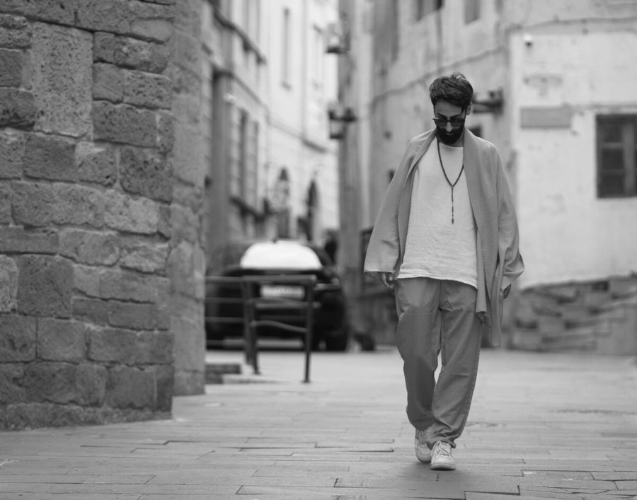 Quiet luxury: la moda del lusso che non vuole farsi vedere Quiet luxury: la moda del lusso che non vuole farsi vedere
