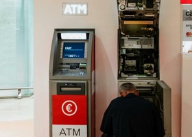 La fedeltà bancaria che costa cara a famiglie e imprese