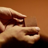 Regione Toscana - Concia, Dika a Lineapelle: "Qui una Toscana che compete nel mondo"