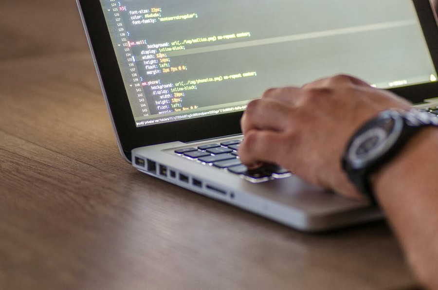 Software all'avanguardia: necessità assoluta per l'azienda