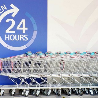Confcommercio - Sangalli su spese obbligate: "Ridurre peso di tasse e costi fissi per rilanciare i consumi"