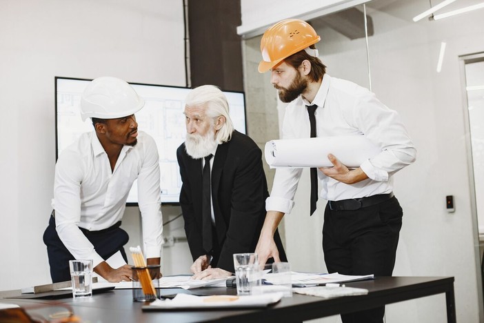 Professione e mercato: il nodo degli accordi quadro per ingegneri e architetti Professione e mercato: il nodo degli accordi quadro per ingegneri e architetti