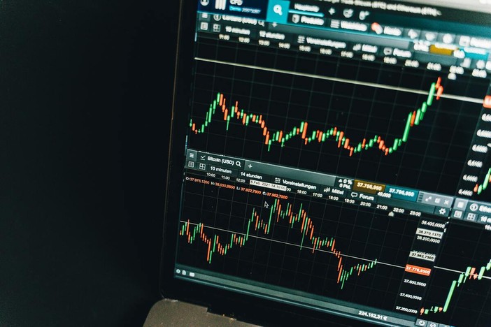 Intelligenza artificiale e mercati finanziari Intelligenza artificiale e mercati finanziari