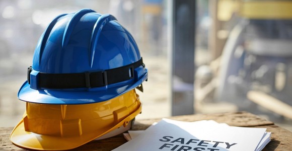 Stress e orari di lavoro killer: 840.000 morti l'anno per i rischi psicosociali
