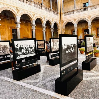 Palermo 125, la storia rosanero diventa mostra: nel chiostro della Biblioteca regionale un viaggio tra calcio e memoria collettiva