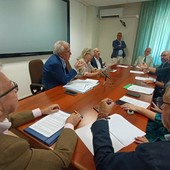 Caldo e lavoro sicuro: la Regione incontra i sindacati. Albano: «Rinnoveremo il protocollo sullo stress termico» Caldo e lavoro sicuro: la Regione incontra i sindacati. Albano: «Rinnoveremo il protocollo sullo stress termico»
