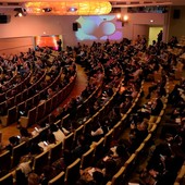 Lavoro, la sfida del futuro non è solo tecnica: “Servono umanità e consapevolezza”