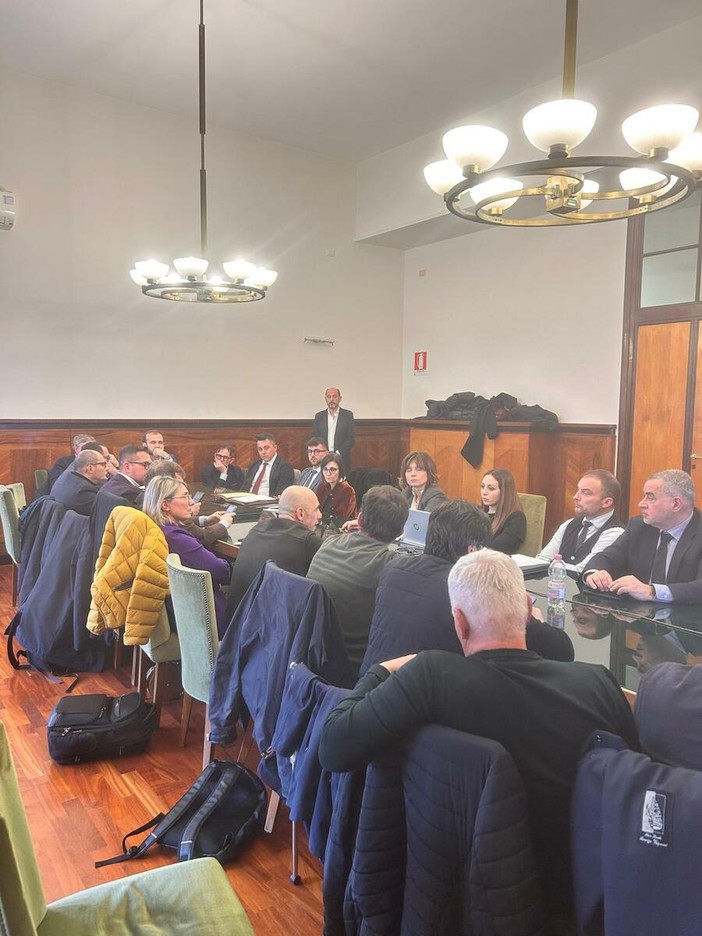 Vertenza PMC e Brose, trovato l’accordo a Roma: salvi tutti i posti di lavoro a Melfi Vertenza PMC e Brose, trovato l’accordo a Roma: salvi tutti i posti di lavoro a Melfi