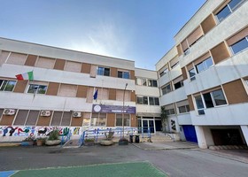 Disagio minorile, un vademecum per riconoscerlo e segnalarlo: al via il tour del Garante nelle scuole pugliesi Disagio minorile, un vademecum per riconoscerlo e segnalarlo: al via il tour del Garante nelle scuole pugliesi